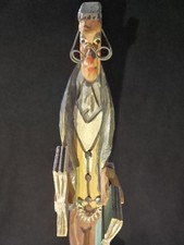 Geschnitzte Holzfigur / Große