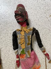 Eine alte Wayang Golek Puppe/ indonesische Stabholzpuppe/ Stabpuppe/ Marionette