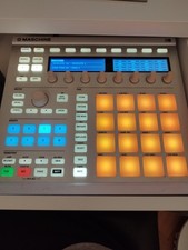  Native Instruments  Maschine