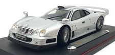 Maisto 1/18 Scale Diecast