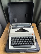 Olympia Monica Schreibmaschine