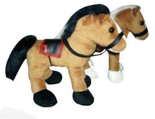 Plüschpferd stehend mit