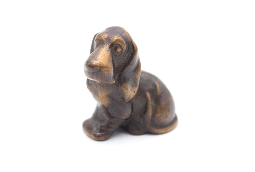 Sitzender basset hund dackel - hund,