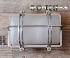 Massive Schiffslampe