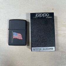 Zippo USA Flagge MATT Schwarz STARS STRIPES Unbenutzt Leichte Gebrauchsspuren
