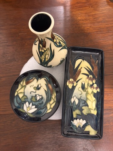 Moorcroft lamia lilien mit - 'lamia',