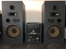 HK Lucas XT mit zwei PA Boxen 