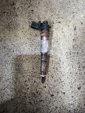 Injektor 0445115007  Renault Trafic II Opel Vivaro Nissan Primastar 2,0 DCI