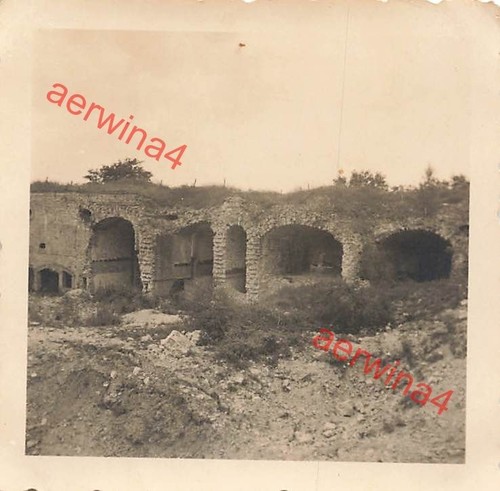 Zerstörte bunkeranlage des - bunkeranlage,