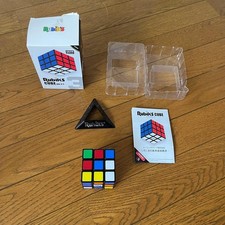 Rubik's Cube Set mit Anleitung & Zubehör, inklusive Koffer & Ständer, gebrauc...