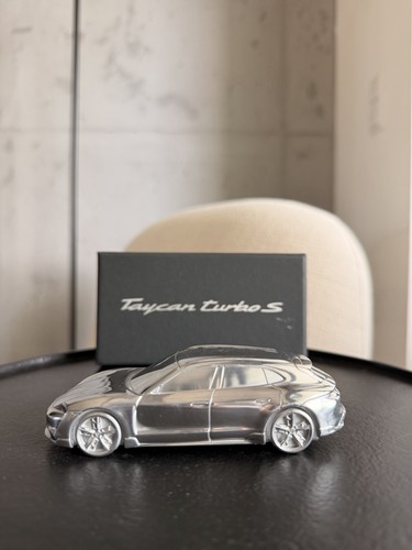 Porsche taycan turbo limited - taycan,