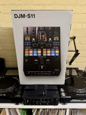 Pioneer Dj DJM S11 Mixer mit