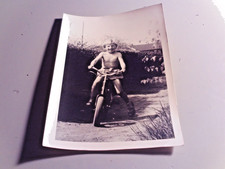 Altes Foto kleiner Junge Kind