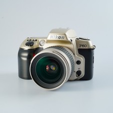 Exzellent Nikon F60 (N60) + Af