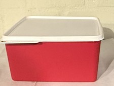 Tupperware_Basic Line 2,5L rot deckel weiß_Ausstellungsstücke