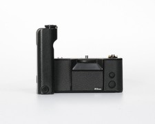 Nikon MD-4 Motorgriff für