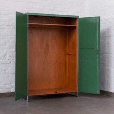 Bauhaus Kleiderschrank, Entwurf John Hagemann für Thonet Mundus, originaler Lack