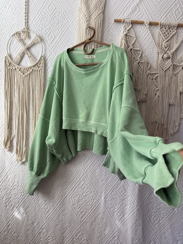 Free people cropped - 🌿,
