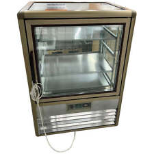 KBS Kubo 250 Panoramakühlvitrine Patisserievitrine Konditoreivitrine gebraucht 2
