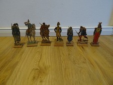 Uralte Holz Figuren