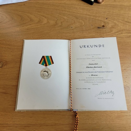 Ruhla nva auszeichnunguhr - ruhla,