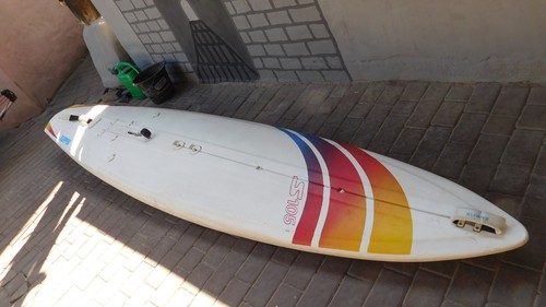Surfbrett mit segel - mit,