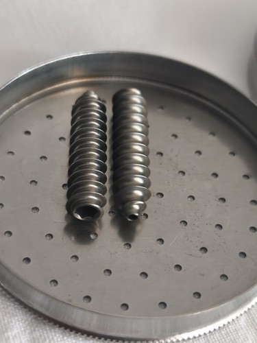 Schrauben 7x30mm aesculap - 2,