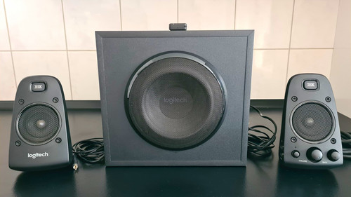 Logitech modell 623 1 - modell, 2.1