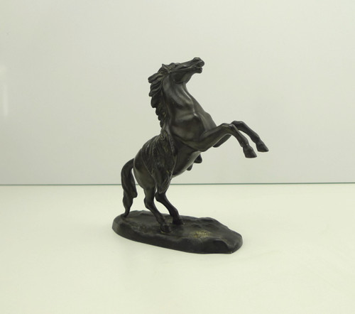 Gusseisen pferd figur - figur, skulptur