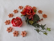 Weihnachtsdekoartikel - Efeu mit Kunststoffrose, Kerze als Rose, 11 Kerzenhalter