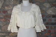 B538 @ vintage Dirndl Bluse @