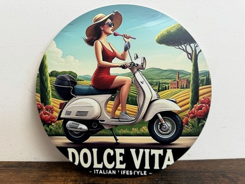 Italian dolce vita vespa - italian,