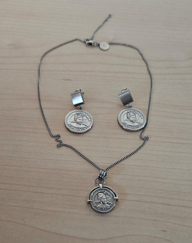 Set kette und ohrringen in - -,