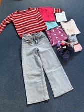 Mädchen schöne Kleiderpaket