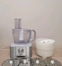 Kenwood FP920 Küchenmaschine Mixer mit diversem Zubehör - nur Gerät 