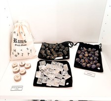 Runensteine, Runen auf Holz