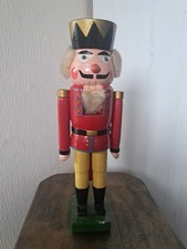 Älterer Nussknacker - DDR -  32 cm