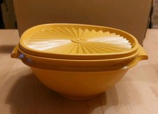Tupperware Schüssel Mit