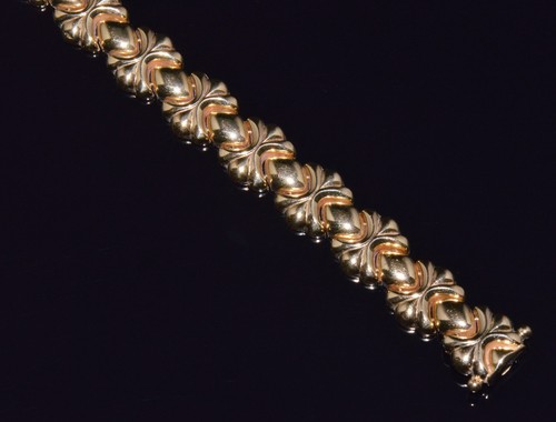 Gorgeous solid 18k - gorgeous,