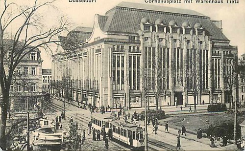 Düsseldorf - -,