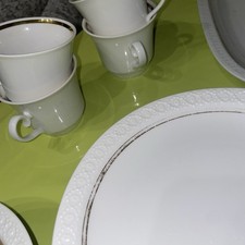 Porzellan Geschirr mit dem