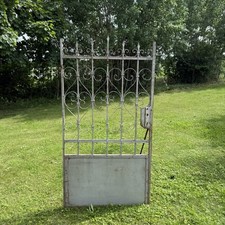 Alter Schmiedeeiserner Zaun + 1 Tür / Gründerzeit  um 1900 / Gesamtlänge 11m