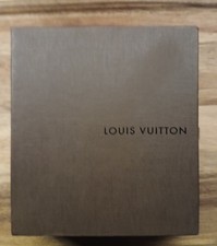 LOUIS VUITTON Geschenkbox LV