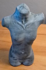 Weibliche Deko Skulptur -