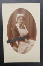 Foto Wk2 Portrait DRK Rotkreuzschwester Uniform Mütze Brosche Abzeichen Frau Pk