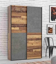 Schwebetürenschrank