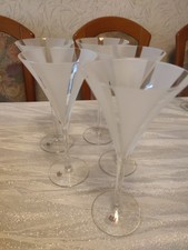 5 Sektkelche, schönes Design (weiß/klar gestreift)