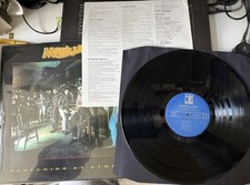 Marillion - Clutching at