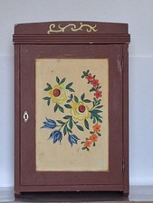 altes Wandschränkchen, antik,  Apothekerschränkchen, bemalt, Bauernmalerei