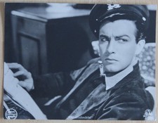 Aushangfoto  Kleinstadtmädel